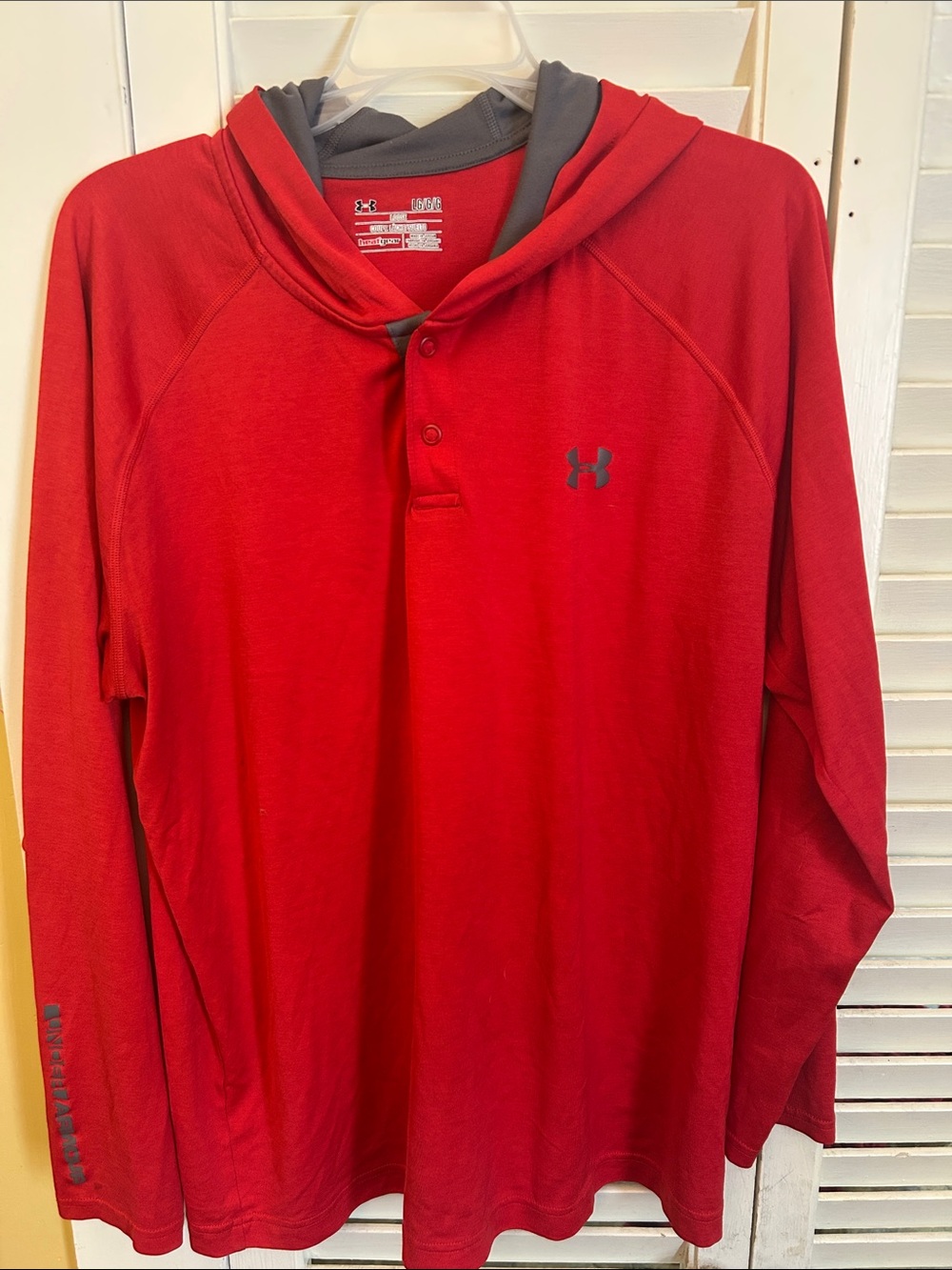 Under Armour Men’s Red Hooded Long-Sleeve Henley